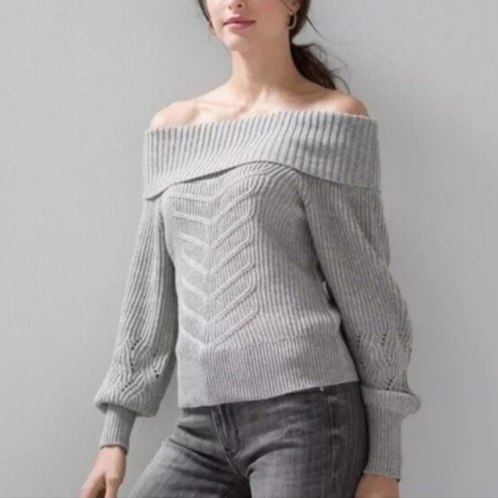 WHBM White House Black Market Heather Gray Off The Shoulder Sweater Small New